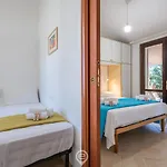 Sunny Garden House Ferienhaus Simius