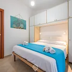 Holiday home Sunny Garden House *