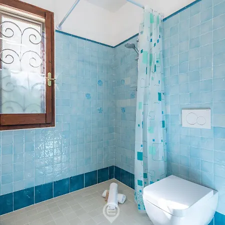 Vakantiehuis Sunny Garden House Simius